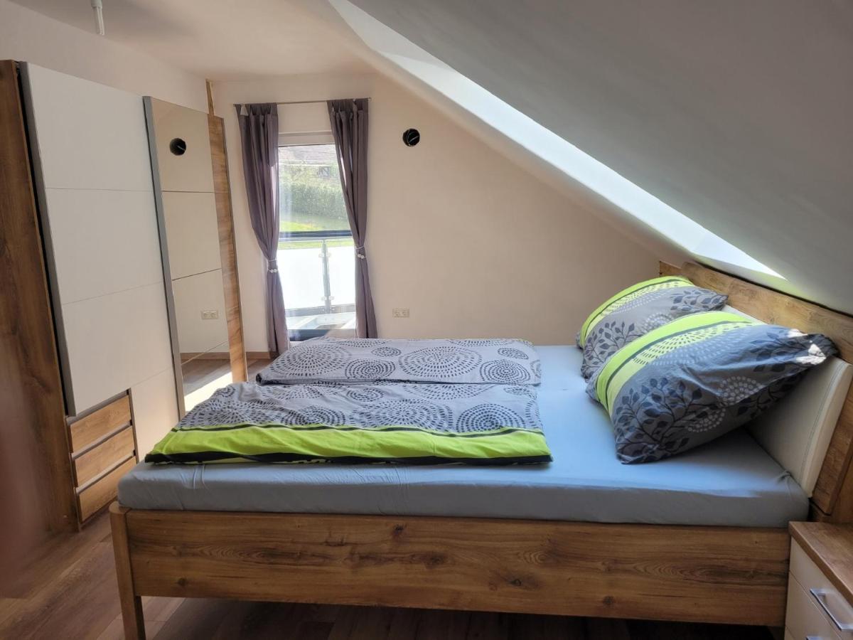 Ferienwohnung Schertel - Dorsbrunn 普莱因费尔德 外观 照片